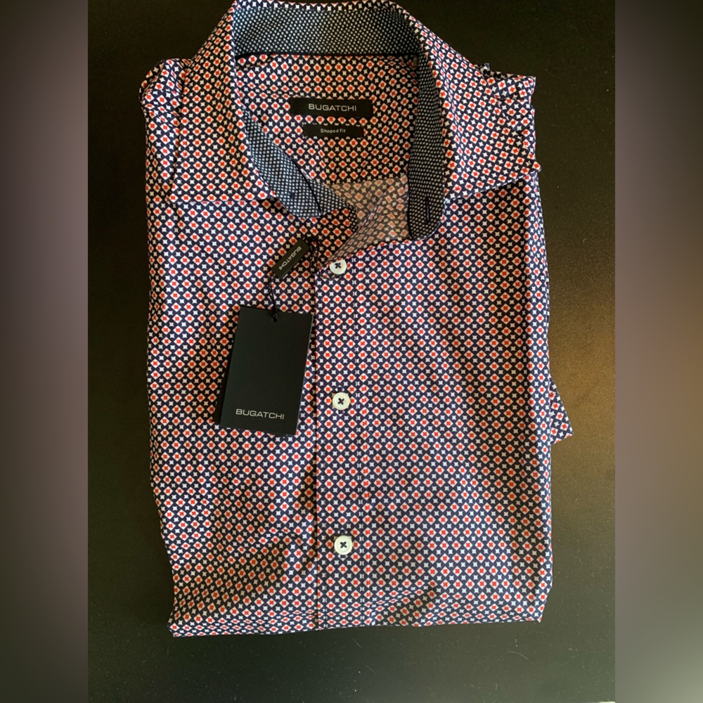 Bugatchi men’s Red and Blue Geometric short sleeve button down,medium